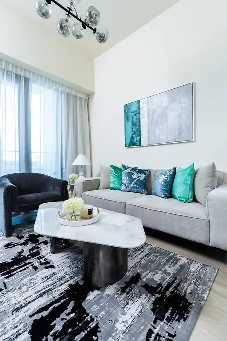 Apartamento Nasma - Modern 3Br Oasis With Balcony In Azizi Riviera Dubái