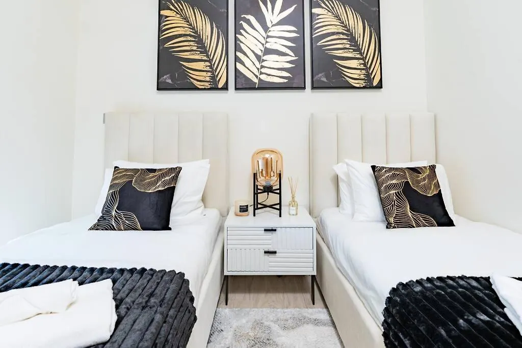Nasma - Modern 3Br Oasis With Balcony In Azizi Riviera Apartment Dubai